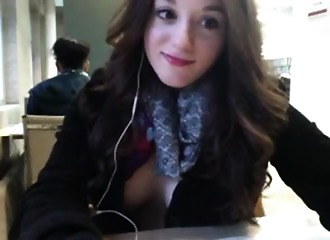 Cam cul et onanisme osé à la bibliothèque