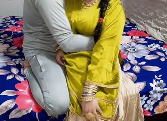 Secrets inavoués : Une demi-sœur et son demi-frère s'éveillent à la passion - sexe desi