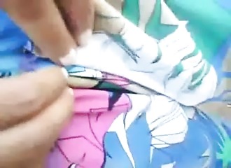 Pantalon baissé pour niquer dans un chemin